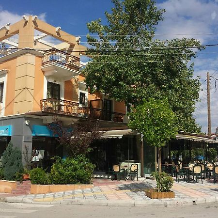 Yiannis Apartments Янина Екстериор снимка