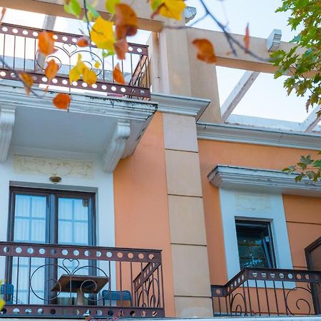 Yiannis Apartments Янина Екстериор снимка