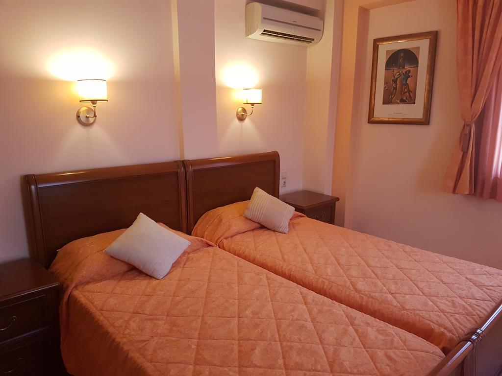 Yiannis Apartments Янина Екстериор снимка
