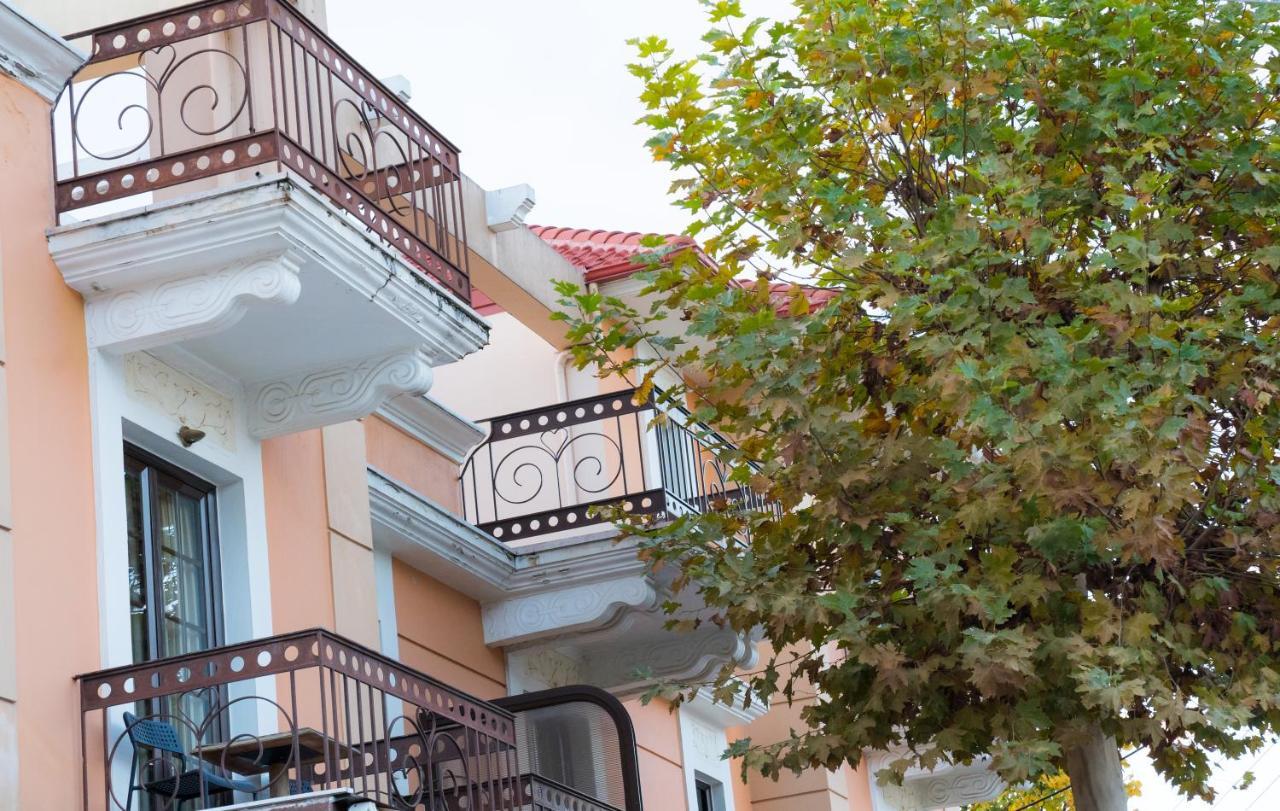 Yiannis Apartments Янина Екстериор снимка