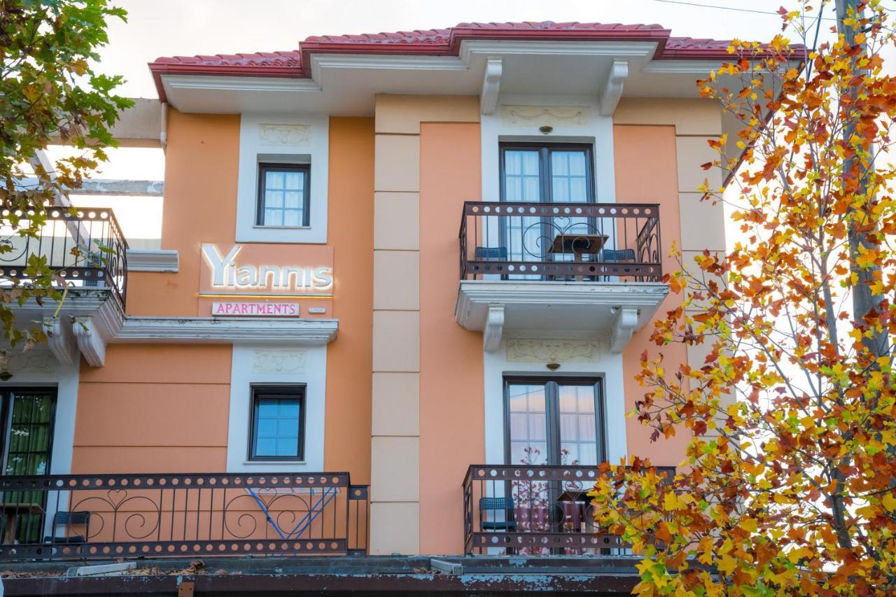 Yiannis Apartments Янина Екстериор снимка