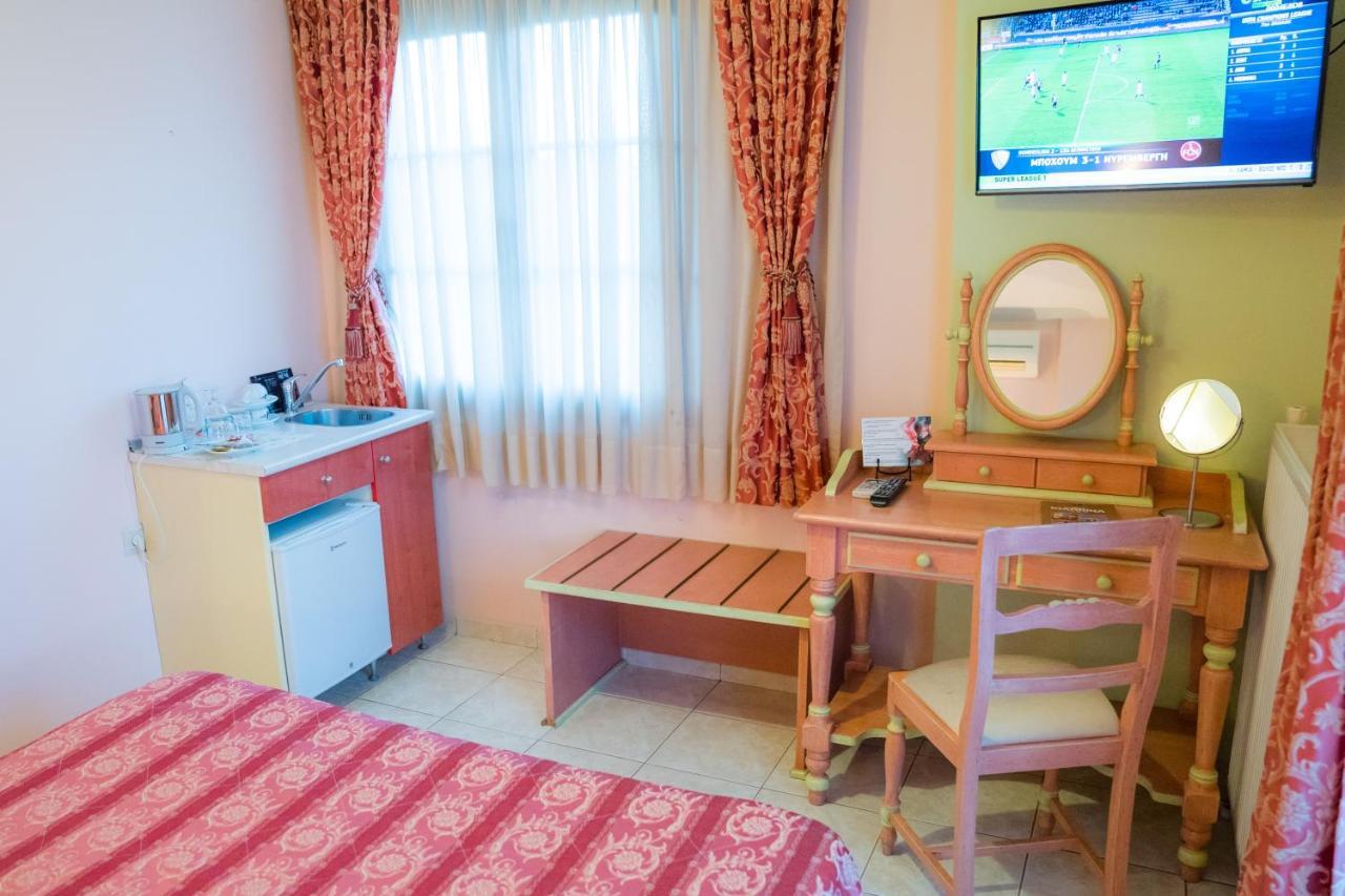 Yiannis Apartments Янина Екстериор снимка