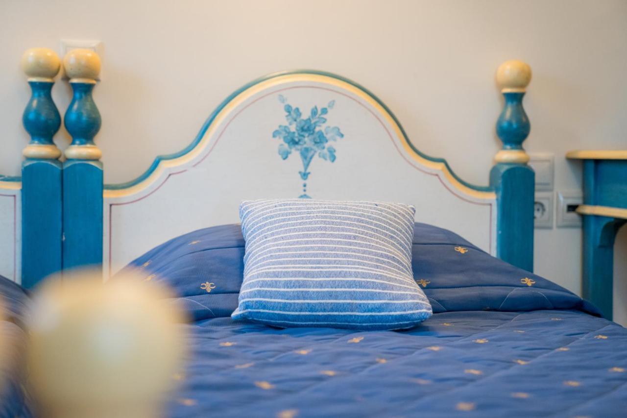 Yiannis Apartments Янина Екстериор снимка